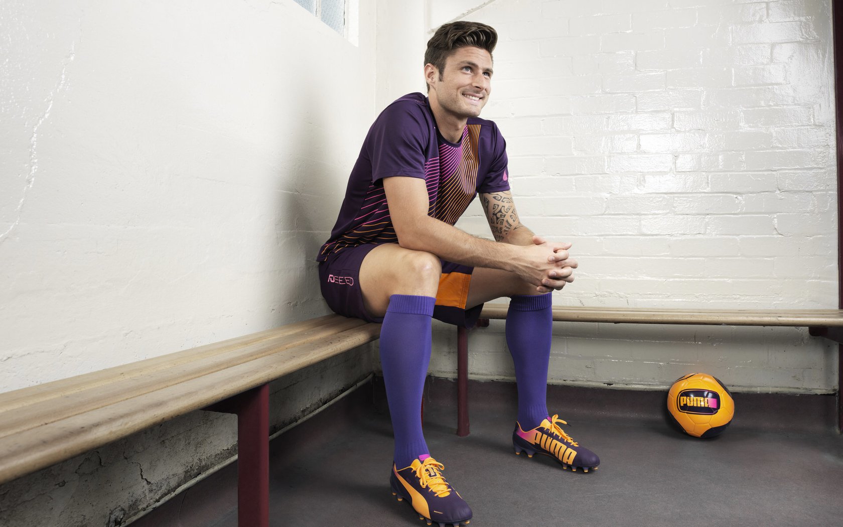 欧冠半决赛之夜,哈登赛后评分拉满,一场胜利与一个男人的正名