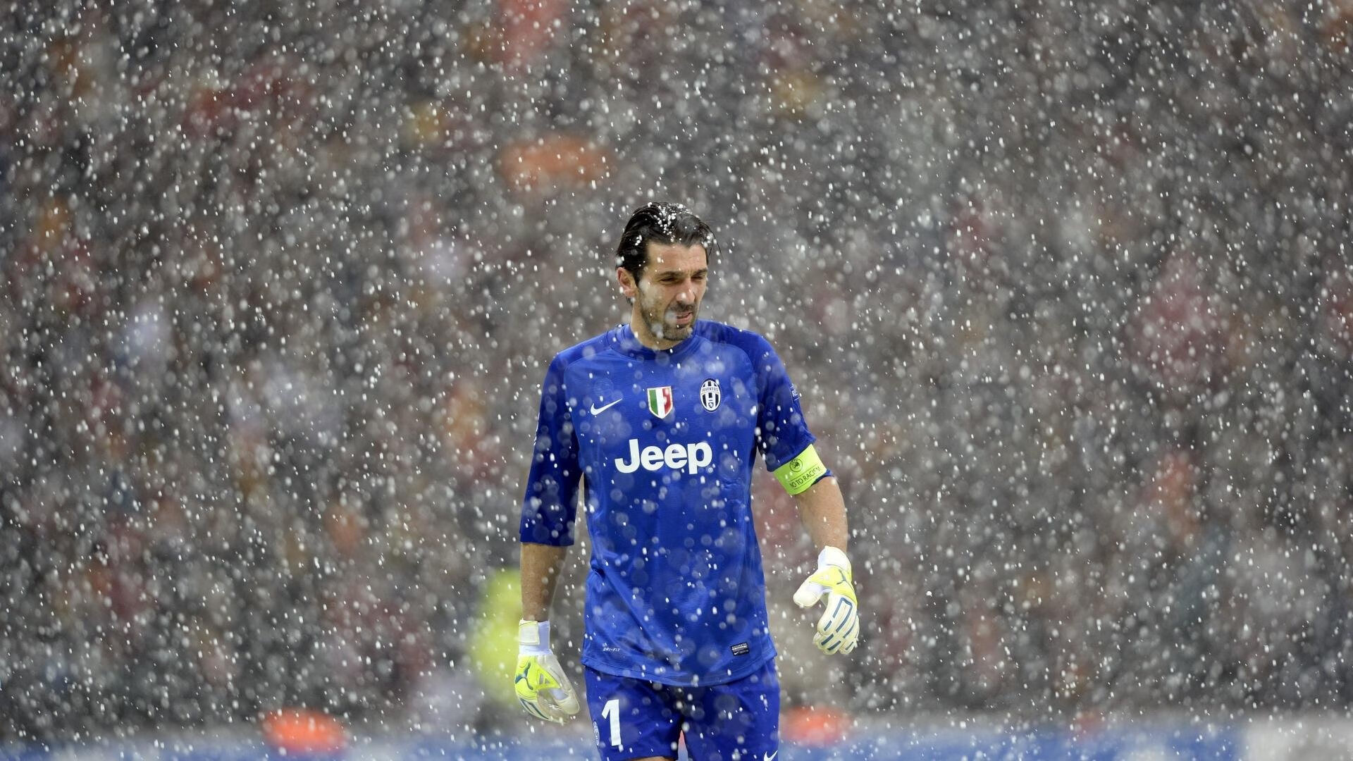 巴雷拉奥运前夜接管比赛，利物浦争冠战雷恩成垫脚石